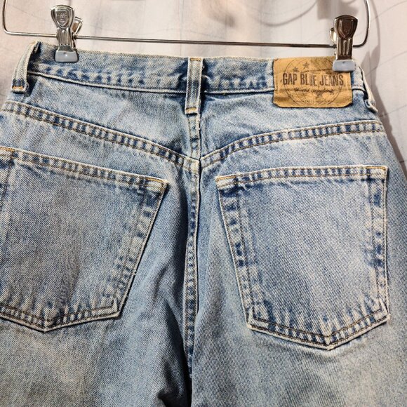 Ladies GAP Blue Jeans, Size 6 regular, Classic Fit - Picture 7 of 12